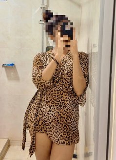 Omalsha Gfe - puta in Colombo Photo 5 of 8