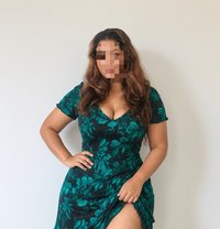 Omalsha 19 yrs - puta in Colombo