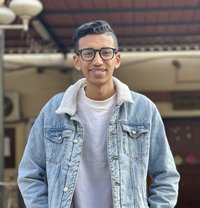 Omar - Male escort in Doha