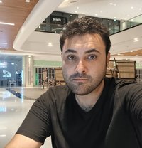 Omar - Male escort in Dubai
