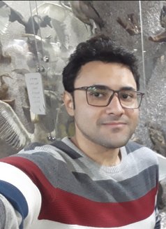 Omar - Male escort in Dubai Photo 5 of 5