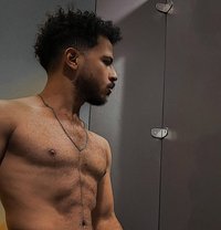 Omar - Male escort in Riyadh