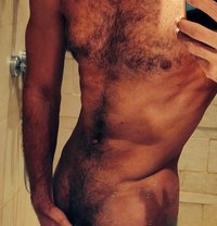 Omar - Male escort in Dubai