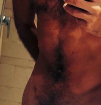 Omar - Male escort in Dubai