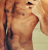Omar - Male escort in Dubai