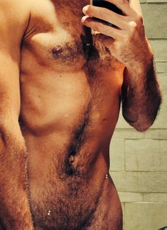 Omar - Male escort in Dubai Photo 2 of 2