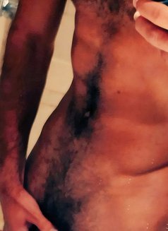 Omar - Acompañantes masculino in Dubai Photo 3 of 3
