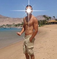 Omar - Male escort in Dubai