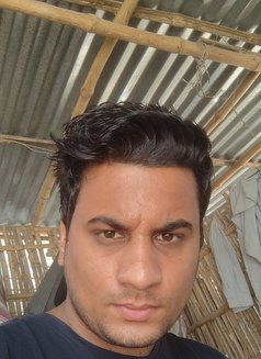 Omar - Male escort in Mumbai Photo 2 of 2