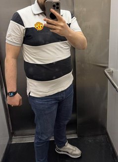 Omar - Male escort in Beirut Photo 1 of 1