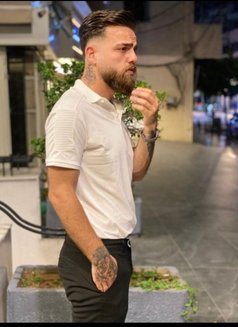 Omar - Male adult performer in Beirut Photo 6 of 10