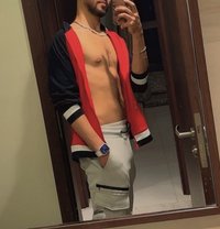 Omar212 - Male escort in Abu Dhabi