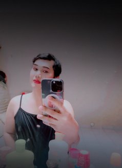 Ombre - Male escort in Muscat Photo 4 of 4