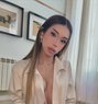 POPPY - Transsexual escort in Jeddah Photo 2 of 18
