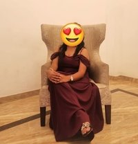 Omelia - puta in Colombo