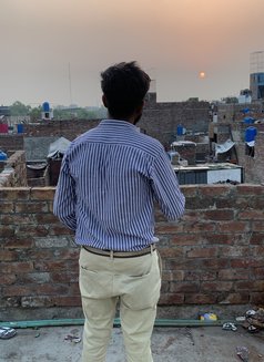 omer ali - Intérprete masculino de adultos in Lahore Photo 2 of 2