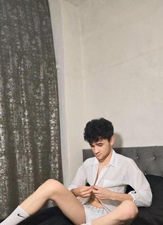 Ömer - Acompañantes masculino in İstanbul Photo 7 of 7