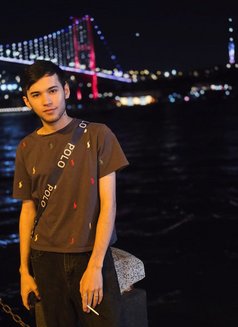 Ömer - Male escort agency in İstanbul Photo 1 of 4