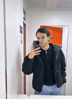 Ömer - Male escort agency in İstanbul Photo 4 of 4