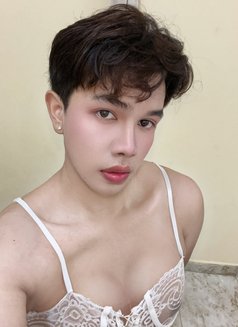 Omer - Male escort in Muscat Photo 5 of 5