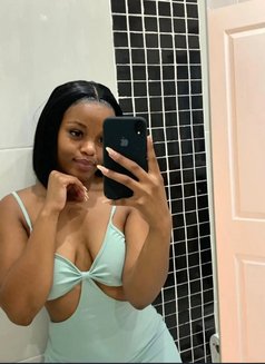 Omey - puta in Chandigarh Photo 4 of 7