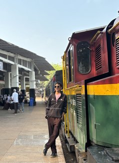 Omi - Male escort in Mumbai Photo 4 of 6