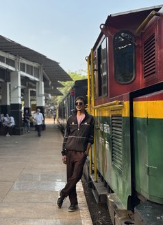Omi - Male escort in Mumbai Photo 5 of 6