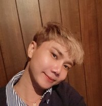 Ommy - Transsexual escort in Muscat