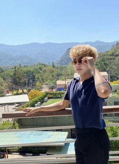 Ommy - Transsexual escort in Muscat Photo 5 of 5