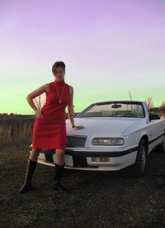 On Business and Seen This? - adult performer in London Photo 4 of 5