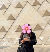 Onali - escort in Colombo