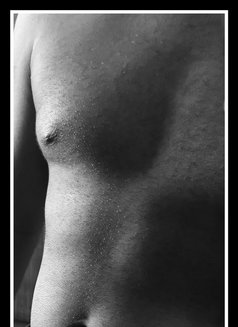 One Day Boyfriend for Girls/ladies/coupl - Male escort in Colombo Photo 1 of 1