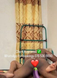 One Day Boyfriend for Girls/ladies/coupl - Acompañantes masculino in Colombo Photo 3 of 20
