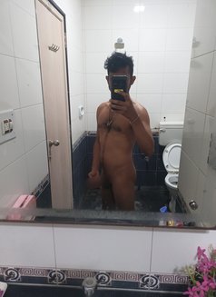 One Day Husband (For Vip Cpls & Girls) - Male escort in Colombo Photo 9 of 10