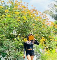 One hour of entertainment ( sayara) - escort in Colombo