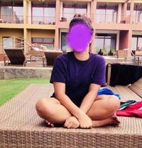One hour of entertainment ( sayara) - escort in Colombo