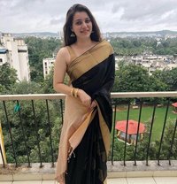 independent girl 5★star Luxury Hotel 247 - escort in New Delhi