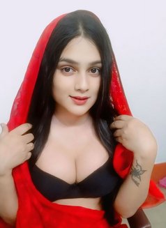 Online session with cute shemale - Transsexual escort in Mumbai Photo 6 of 7