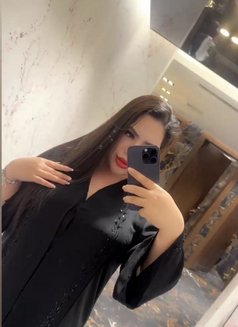 Hot girl big ass only 1 week in Jeddah - puta in Jeddah Photo 3 of 6