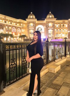 Hot girl big ass only 1 week in Jeddah - puta in Jeddah Photo 6 of 6