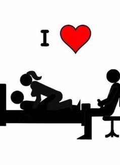 Only 35+ Ladies N Cucks - Acompañantes masculino in Muscat Photo 1 of 2