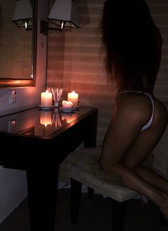 Only Erotic Massage Russia Girl - Masajista in Dubai Photo 4 of 4