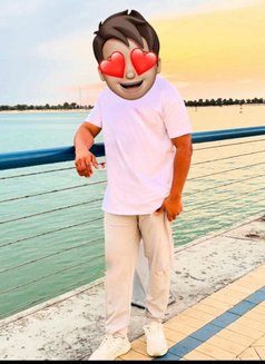 Only for Female - Male escort in Abu Dhabi Photo 2 of 5