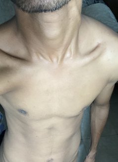 Only for Ladies - Male escort in Colombo Photo 3 of 3