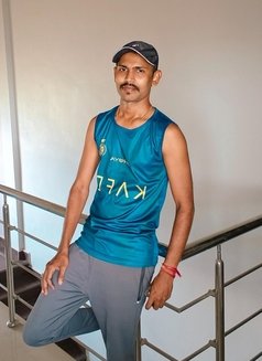 Male escort for Women Lady Aunty in goa - Male escort in Candolim, Goa Photo 2 of 2