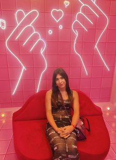 Only gentlemen massage or call me - Transsexual escort in Mumbai Photo 2 of 5