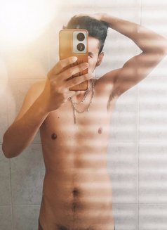 Only girls,Womens deep lover horny boy❤ - Acompañantes masculino in Al Manama Photo 2 of 2