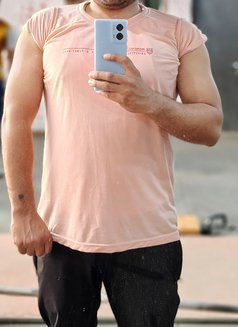 Only Logan - Male escort in Gurgaon Photo 2 of 4