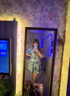 Only online service -/jessyy - Transsexual escort in Candolim, Goa Photo 9 of 14