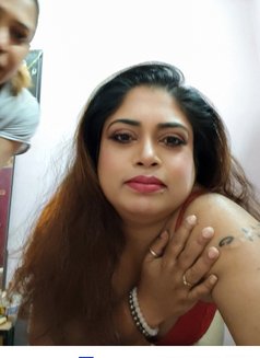 Only video call service - escort in Kolkata Photo 6 of 10